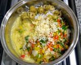 Foto del paso 1 de la receta: Arroz al horno con lo que tenemos en casa.