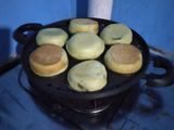 Roti popice melon filling matcha