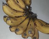 A picture of step 2 of Banana and milk smootie.