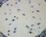 Foto del paso 3 de la receta: Galletitas dulces con pasas