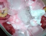 Foto langkah ke 7 dari resep Es pisang merah.