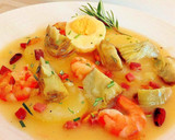 Foto del paso 7 de la receta: Guiso de alcachofas al jerez, con langostinos y tacos de jamón