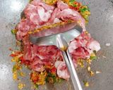 รูปขั้นตอนการทำที่ 1 ของ หมูผัดพริกเกลือ
