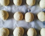 Une image de l'étape 1 de Petits pains briochés ultra moelleux au fromage.