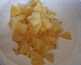 Une image de l'étape 4 de Charlotte aux ananas 🍍 et chantilly.