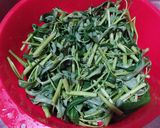 Foto langkah ke 1 dari resep Sayur Lodeh Kangkung Tahu.