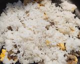 Foto langkah ke 2 dari resep Nasi Goreng tanpa Bawang.