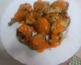 Foto del paso 6 de la receta: Contramuslo de pollo cocido y asado con papas y mojo