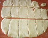 A picture of step 4 of Crunchy coconut Mandazi.