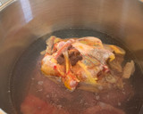Foto del paso 3 de la receta: Caldo de novilla y verduras