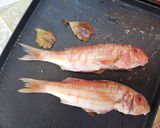 Foto del paso 2 de la receta: Salmonetes a la plancha🍃