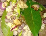 Foto langkah ke 2 dari resep Nasi Bakar Ayam Pedas Kemangi.