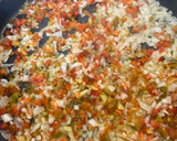 Foto del paso 5 de la receta: Fideuá de langostinos y pota