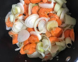 Foto del paso 1 de la receta: Salsa ragú con carne picada de pollo y pavo