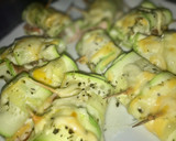 Foto del paso 6 de la receta: Rollitos de calabacín con salmón y queso