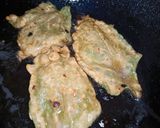 A picture of step 4 of Palak Pakory.