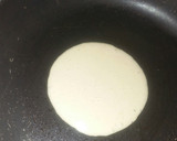 A picture of step 3 of Yeast pancake.
