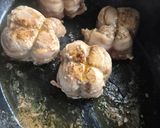 Une image de l'étape 1 de Paupiettes de poulet à la crème et aux champignons.