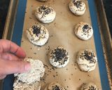 A picture of step 2 of Oatmeal bun.