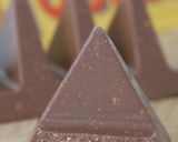 Foto del passaggio 1 della ricetta Tortino al latte condensato e Toblerone Gluten Free