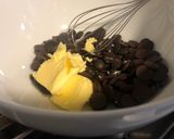 Foto langkah ke 1 dari resep Brownies muffin.