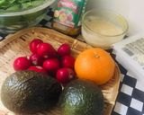 Foto del paso 3 de la receta: Hamburguesas Saludable con Quinua y Ensalada de Frutas 🍊🥑 vegetales  con Salsa Griega !🥗