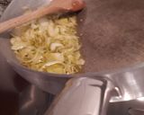 A picture of step 3 of Pappa al Pomodoro.