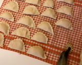 Foto del paso 2 de la receta: Empanadas queso camarón