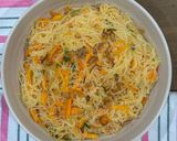 Foto langkah ke 4 dari resep Bihun Wortel Isian Pastel.