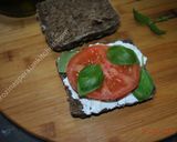 A picture of step 5 of My Homemade Yogurt Cheese ماست چکیده.