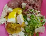 Foto langkah ke 1 dari resep Perkedel Tahu Kornet.