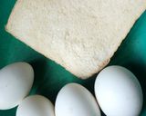 A picture of step 1 of Chips, egg and Bread combo.