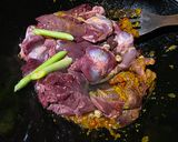 Foto langkah ke 3 dari resep Ungkep Ati Ampela Manis Pedas.