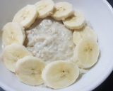 صورة لخطوة 2 من وصفة شوفان بالحليب صحي بدون سكر 😋🍌