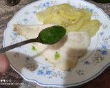 Foto del paso 6 de la receta: Merluza con ajo, perejil y patatas panaderas en 22 minutos