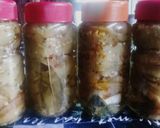 Foto del paso 1 de la receta: Ensalada de berenjenas en escabeche (1) tomate y lechuga