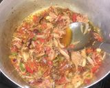 A picture of step 1 of Fried spagetti with shredded chiken😋.