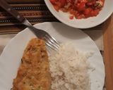 Foto del paso 5 de la receta: Pescado frito con arroz y ensalada