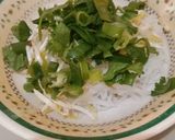 Foto langkah ke 7 dari resep Soto Ayam Kuning.