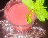 A picture of step 6 of Falsaa juice with seven up.