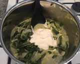 Foto del paso 6 de la receta: Rajas de chile poblano con crema y queso Oaxaca