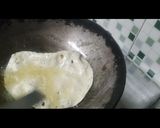 A picture of step 1 of Pappadam thoran.