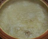 A picture of step 2 of [Farmer’s Recipe] Mizore (Grated Daikon) Hot Pot with Pork.