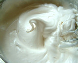 A picture of step 4 of Notes- How to Whip Meringue.