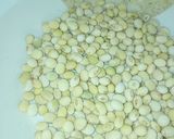 A picture of step 2 of Soy beans milk.