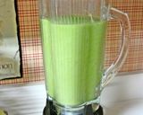 A picture of step 4 of Green Smoothie with Kale.