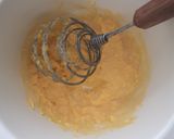 Foto langkah ke 4 dari resep Bolu karamel (bolu sarang semut).