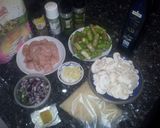 A picture of step 1 of Chicken Risotto with Asparagus & Mushrooms.