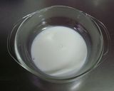 A picture of step 1 of Melty Chocolate Truffles.