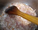 A picture of step 1 of چکن بریانی.